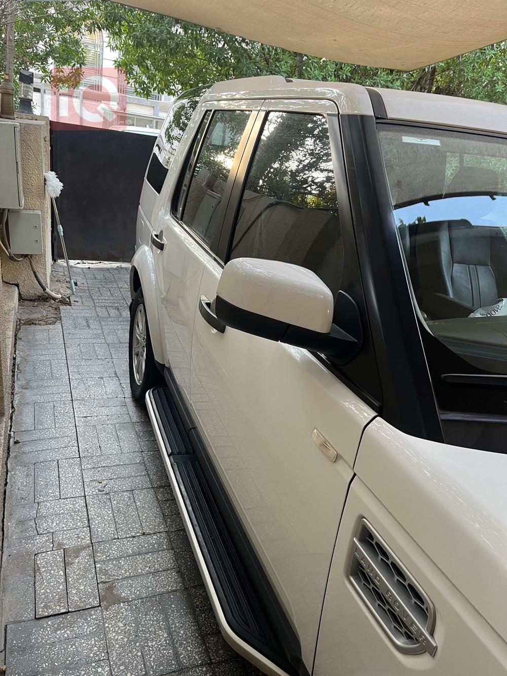 لاند ڕۆڤەر LR4